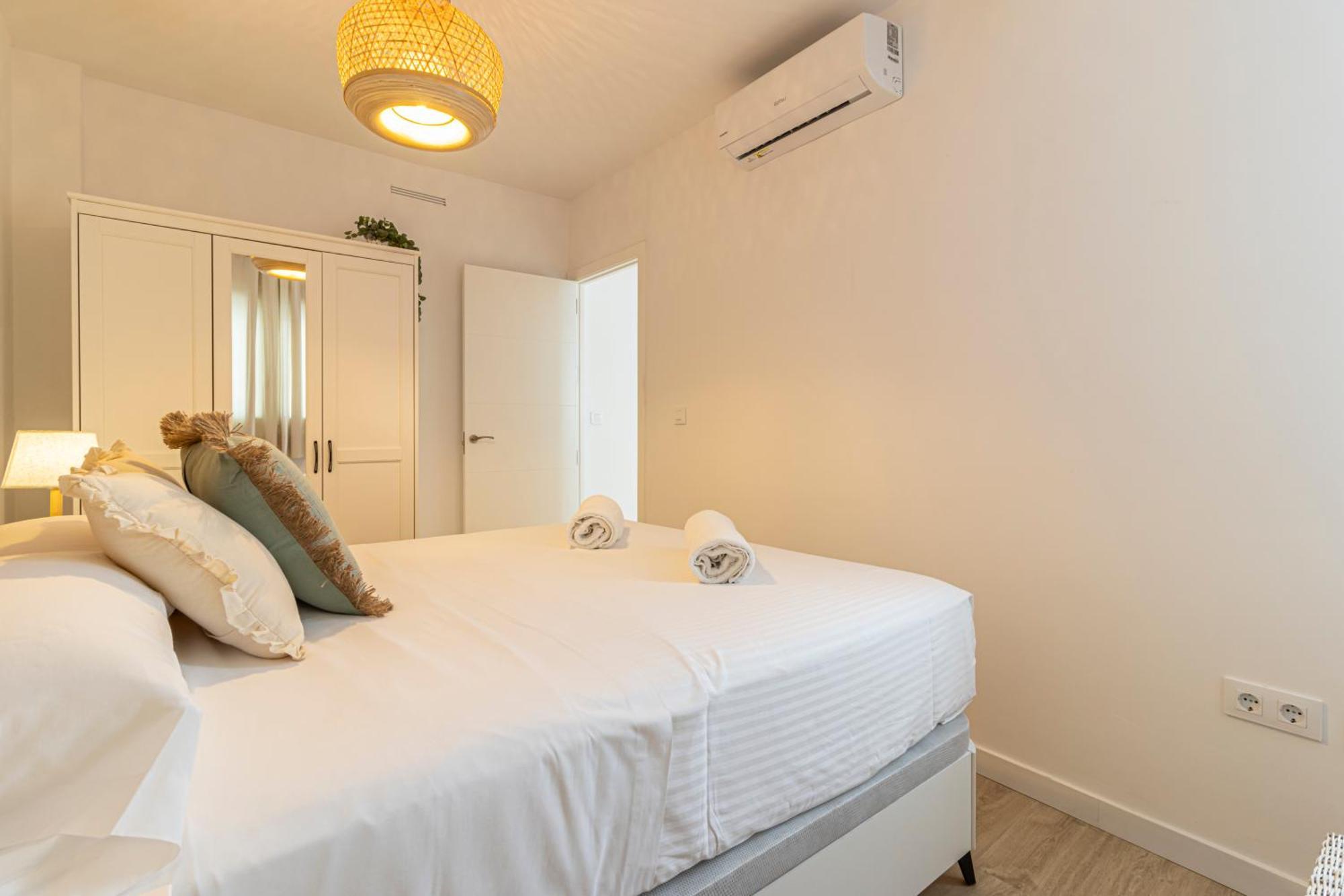 Allo Apartments Morenos IV Bajo B Centro 2 Habitaciones Jerez de la Frontera Bagian luar foto